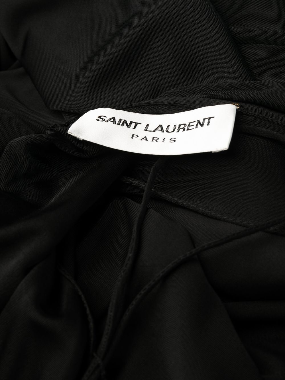 Черни рокли на Saint Laurent