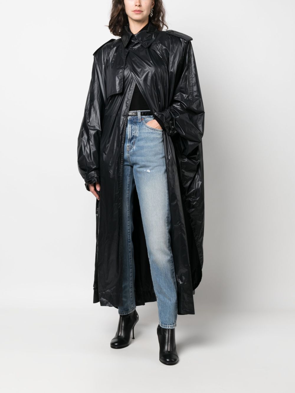 Палта Saint Laurent черни