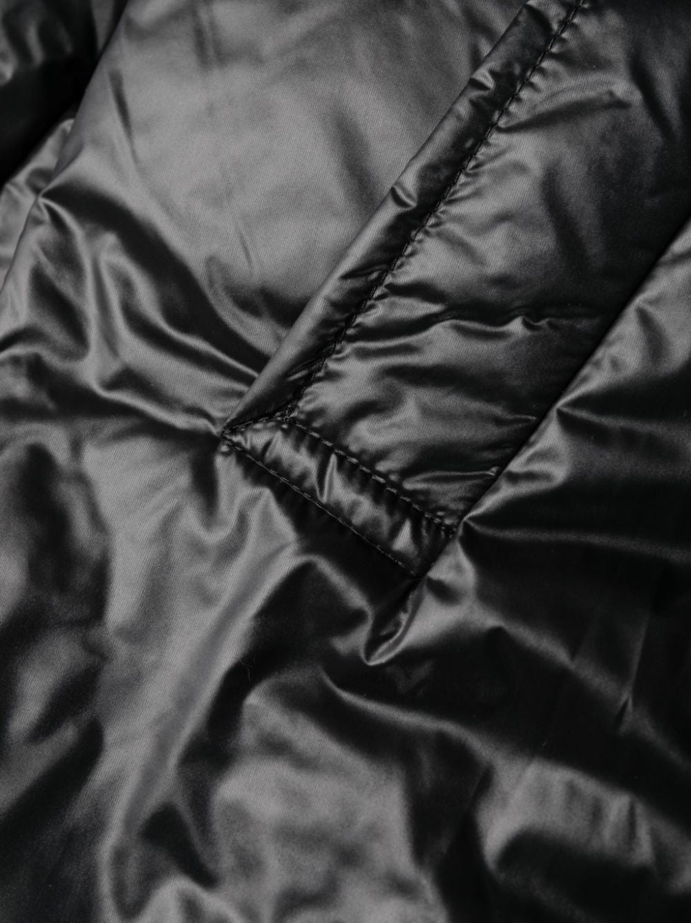 Палта Saint Laurent черни