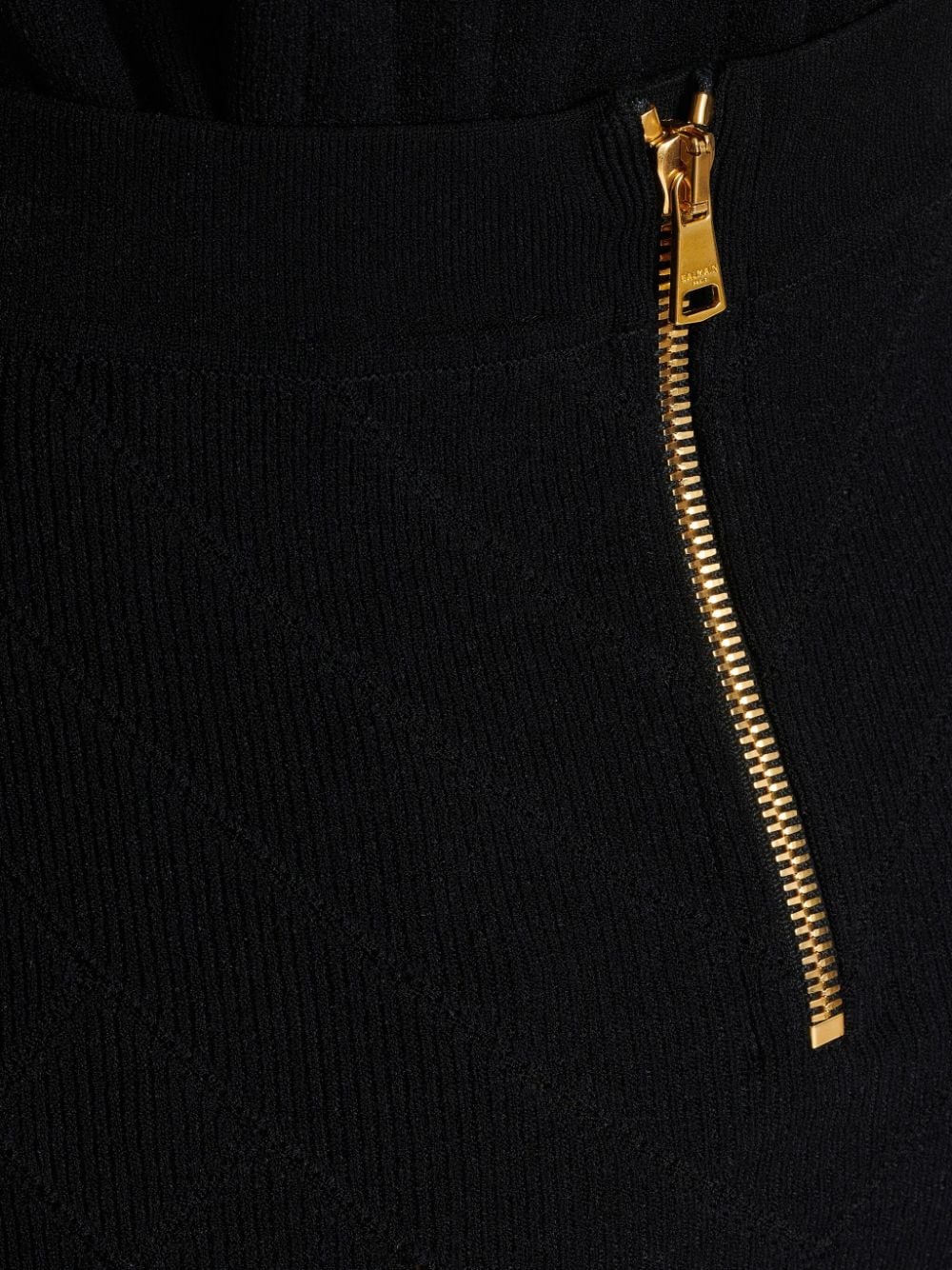 Поли Balmain черни