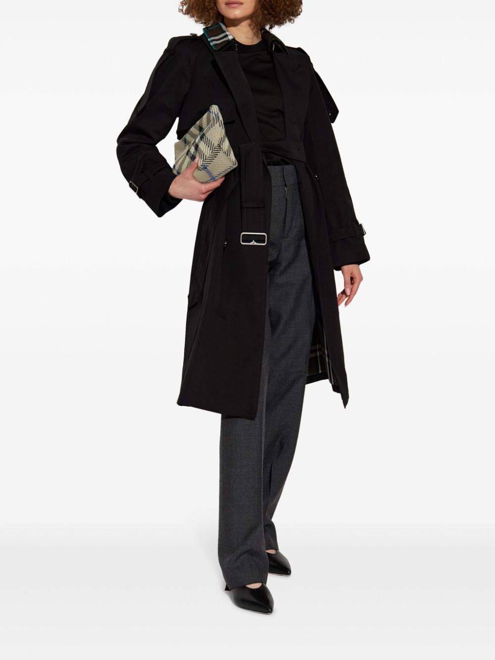 Палта Burberry черни