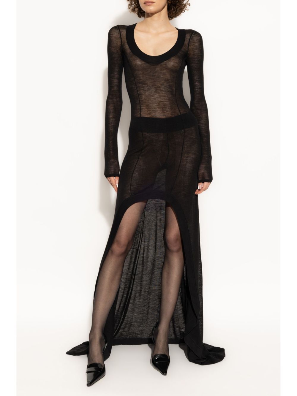 Черни рокли на Saint Laurent