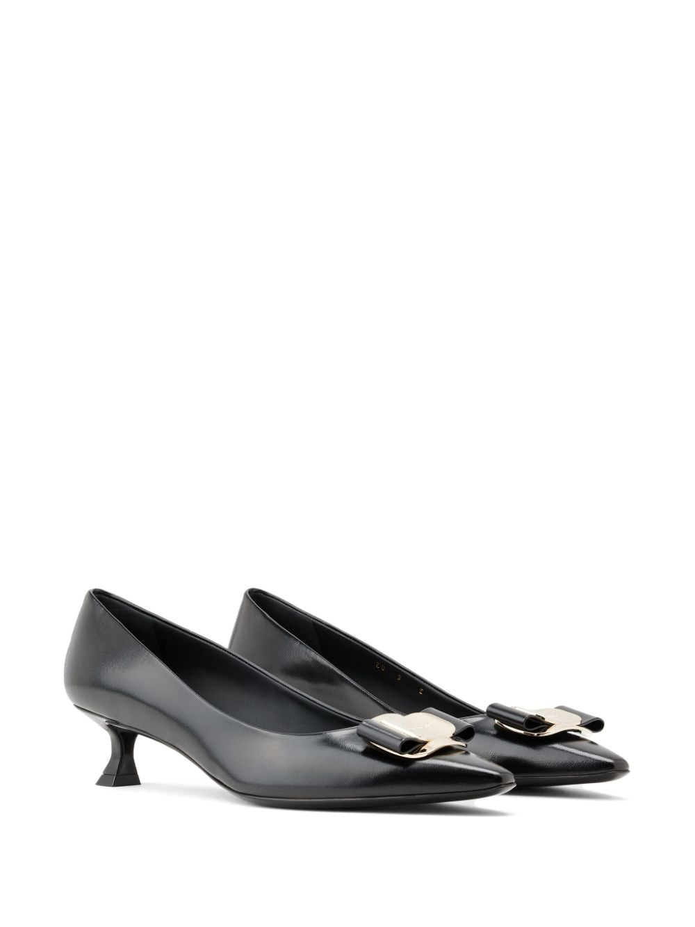 Кожени обувки Ferragamo New Vara