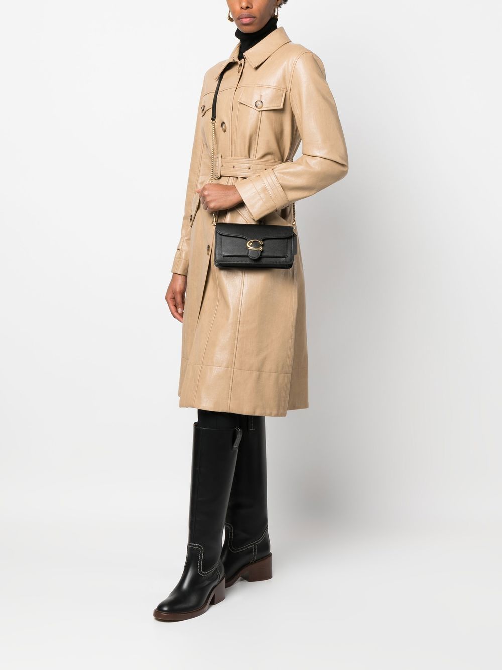 Чанта с верижка Coach Tabbridge