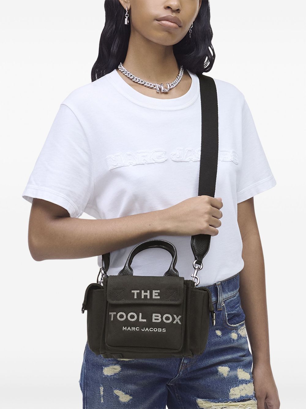Чантата Marc Jacobs The Cargo Tote