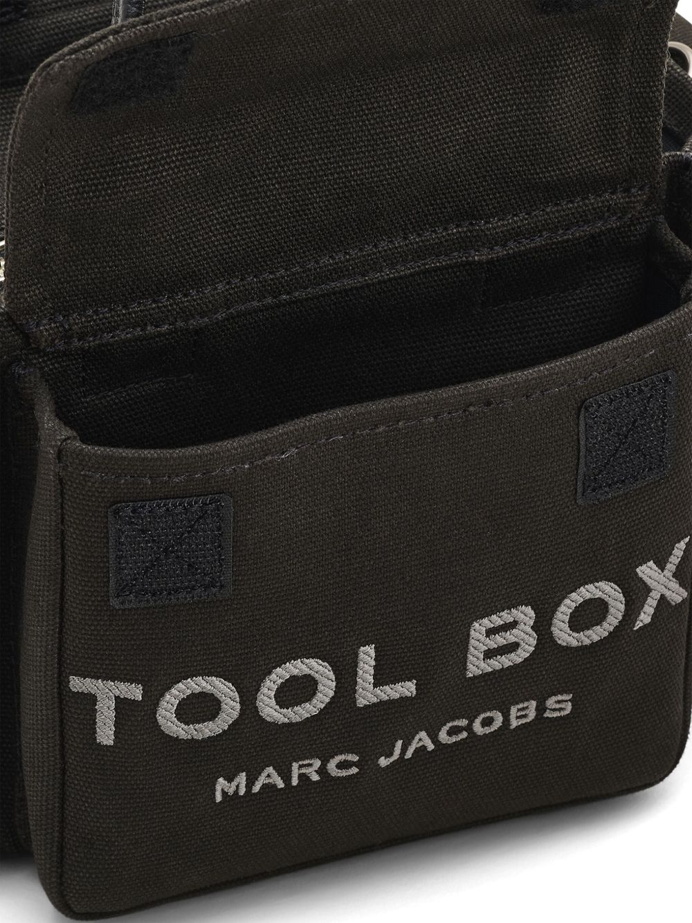 Чантата Marc Jacobs The Cargo Tote