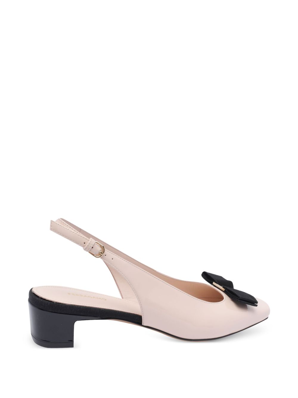 Помпи Ferragamo Rivada