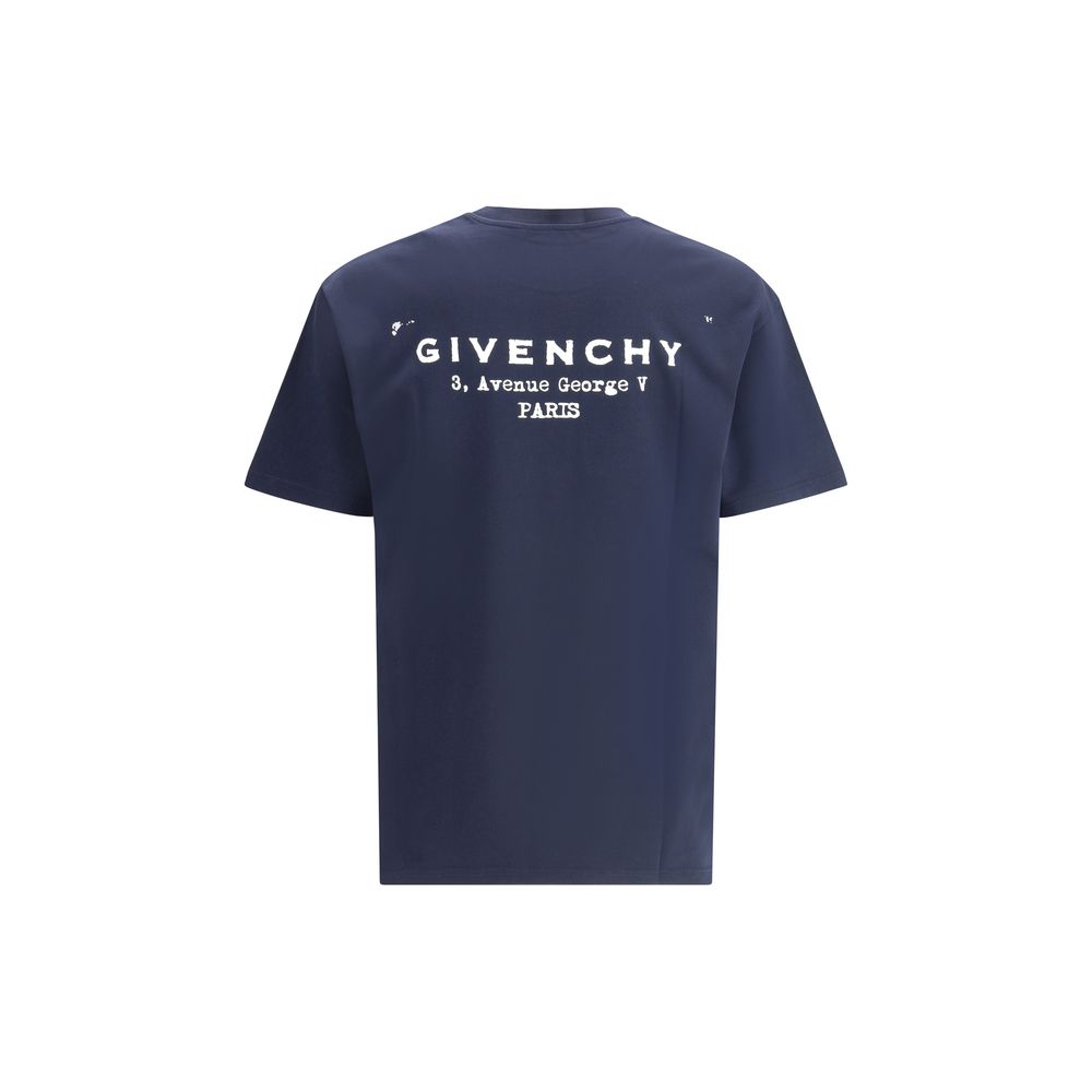 Тениска Givenchy с лого, отпечатано на гърба.