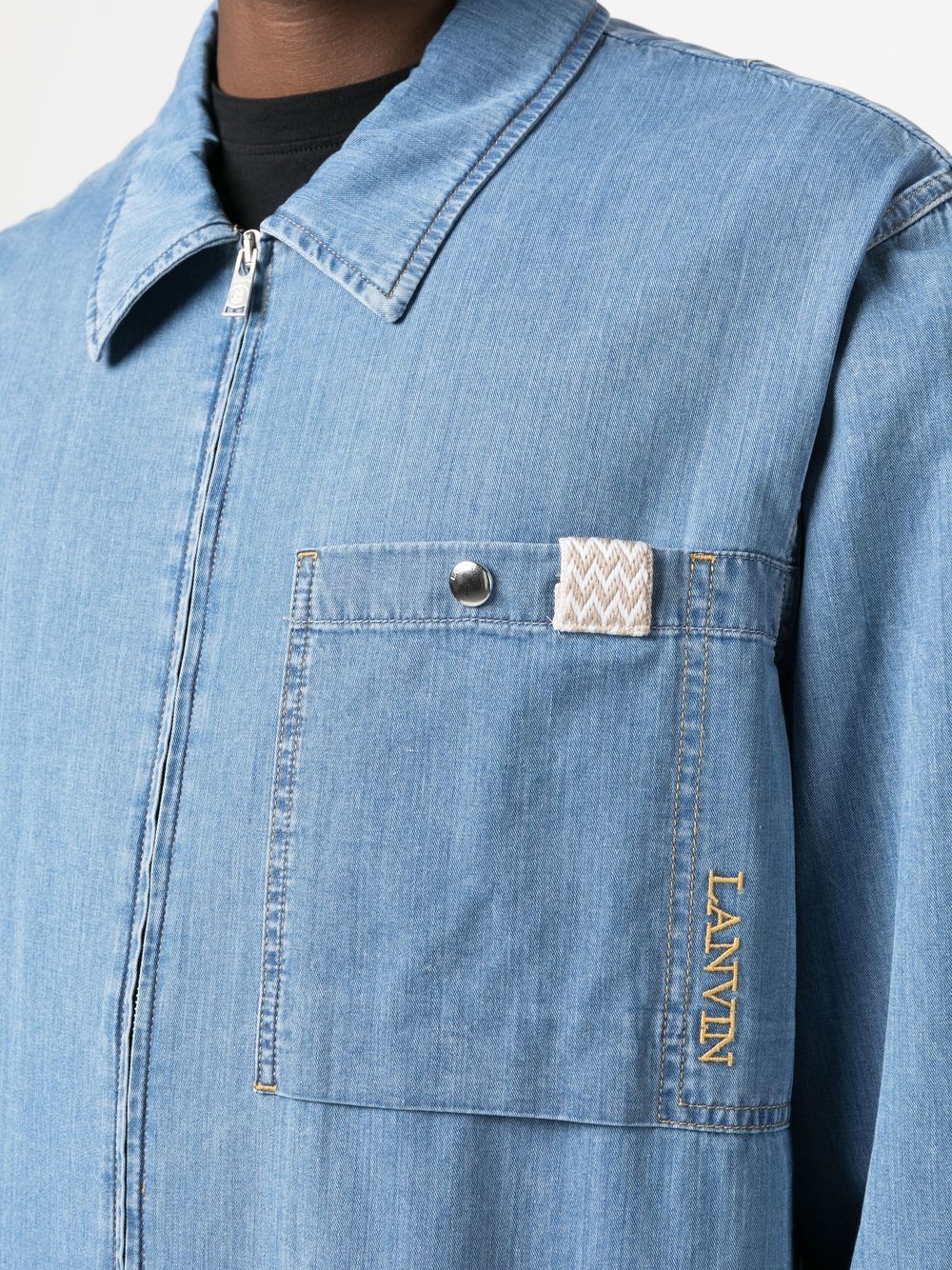 Ризи Lanvin в прозрачно синьо