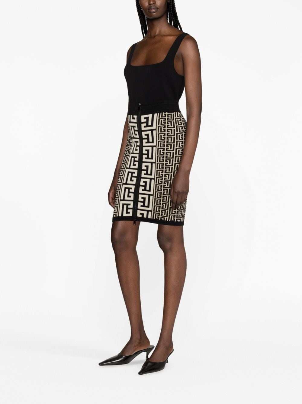 Поли Balmain черни