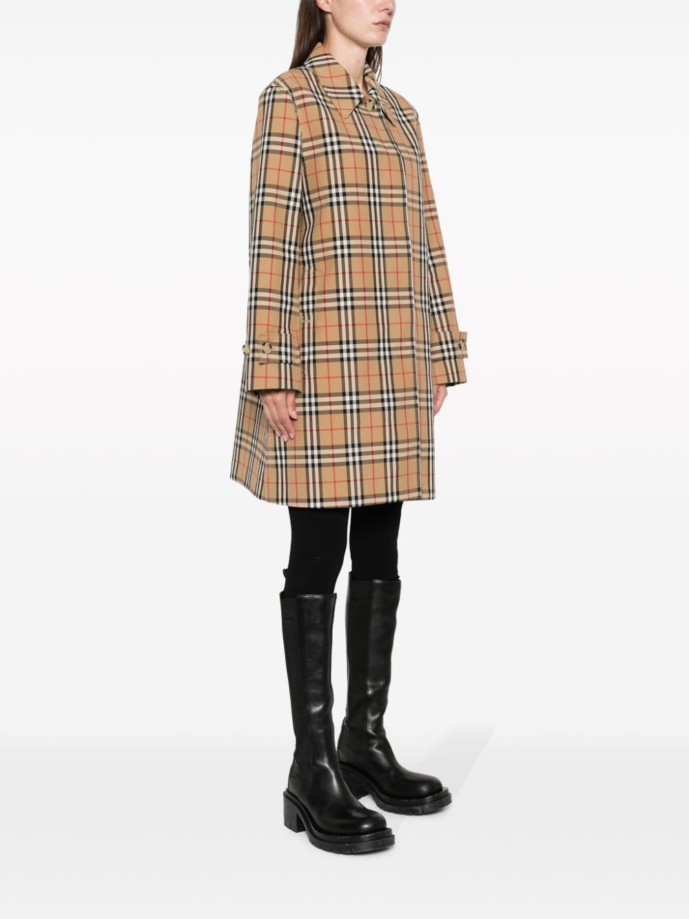 Палта Burberry бежови