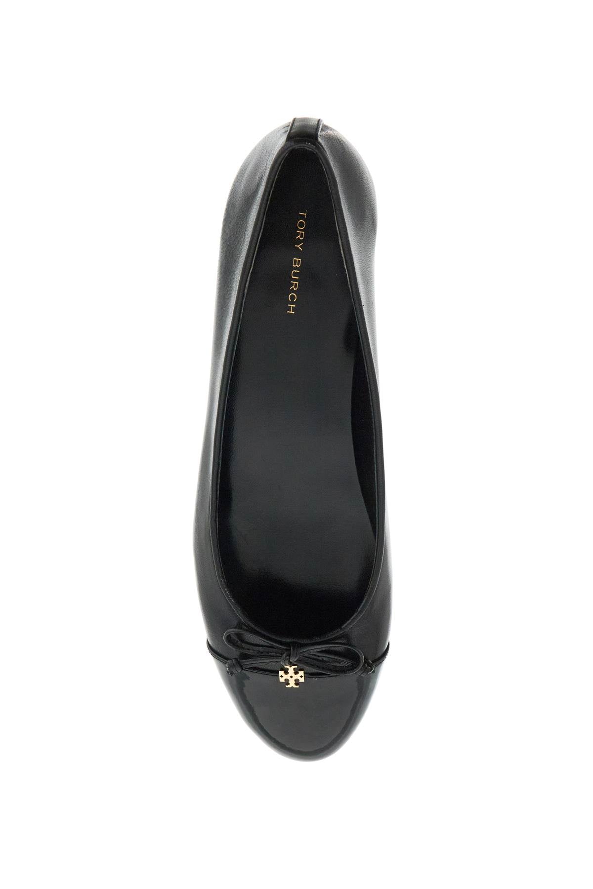 Балетки Tory Burch с лакиран заострен връх