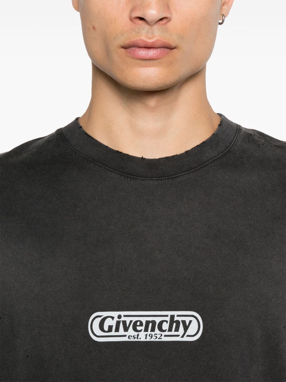 Тениски и поло блузи Givenchy в черно