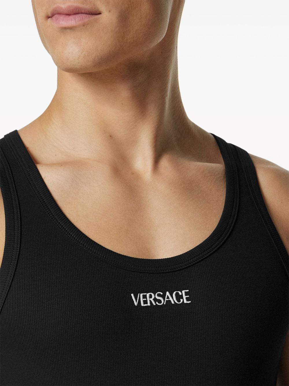 Versace Оребрен топ с бродерия