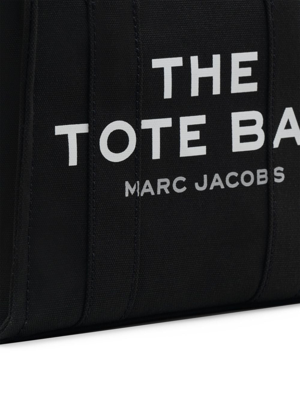 Мини чантата Marc Jacobs