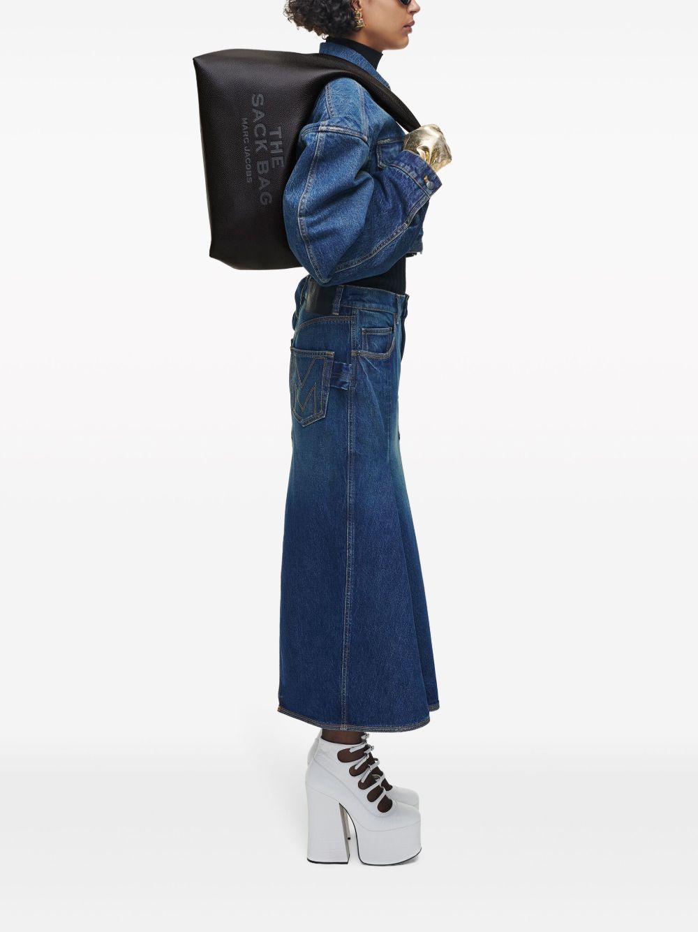 Чантата Marc Jacobs The Sack