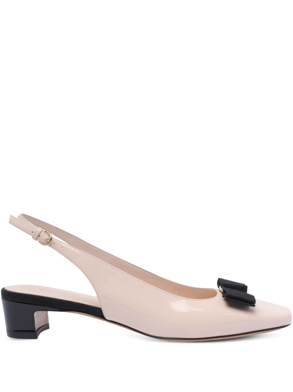 Помпи Ferragamo Rivada