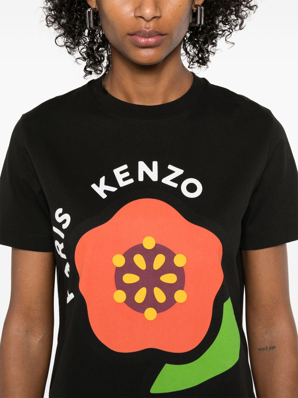 Тениски и поло блузи Kenzo в черно