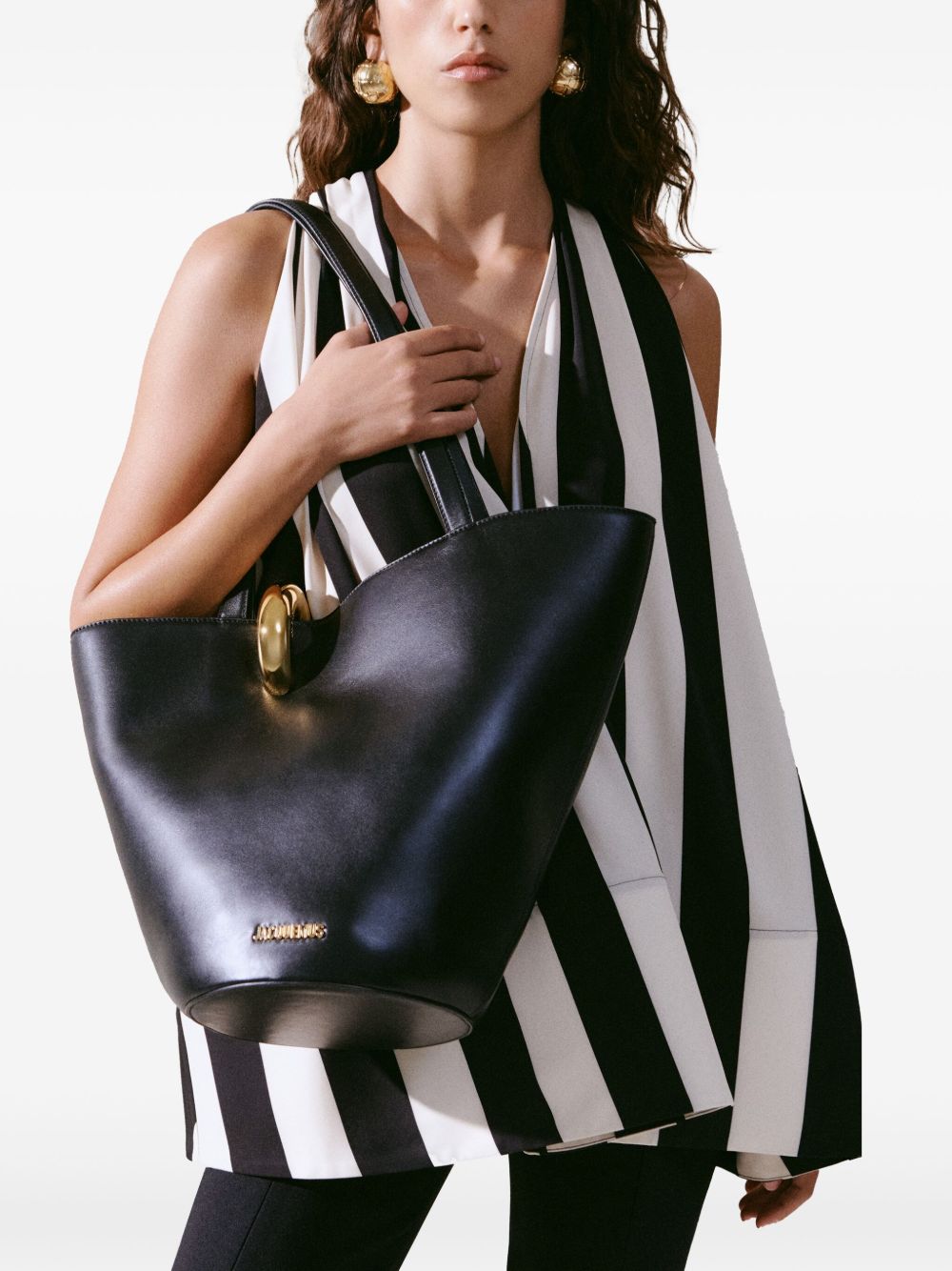 Чанта-кофа Jacquemus Le Petit Bambola